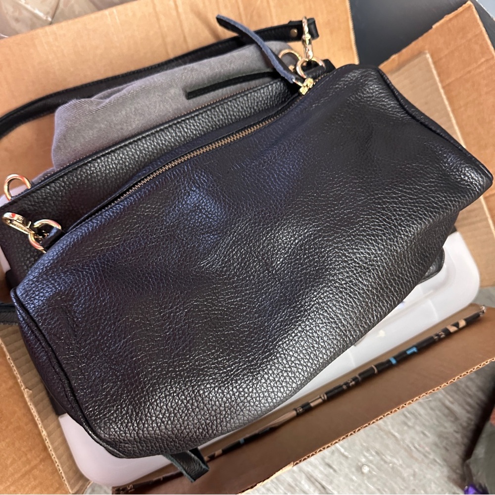 NWT Sevilla Smith Black Leather Crossbody Bag - Picture 15 of 16